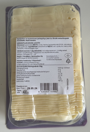 Juusto paketti takaa kuvattuna